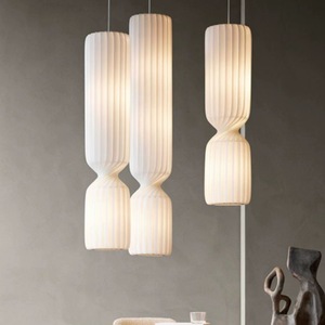 Lustre en soie de style Wabi-Sabi en fer forgé, design minimaliste pour villa à plafonds hauts, idéal pour maison d'hôtes et restaurant - Product Image 1