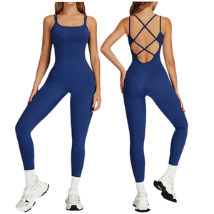 Combinaison de yoga sans couture pour femme, dos croisé, taille haute, effet froncé aux fesses, une pièce, pour gym et fitness, logo personnalisé OEM - Product Image 1