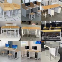 Bureaux de salle de classe de l'école primaire secondaire Bureaux de salle informatique Tables doubles pour étudiants Chaises confortables pour la classe de formation Bureau de l'école