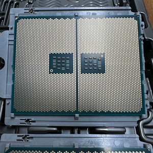 ซีพียูเซิร์ฟเวอร์ EPYC 7763 ความเร็ว 2.45GHz 64 คอร์ EPYC 7763 - Product Image 2