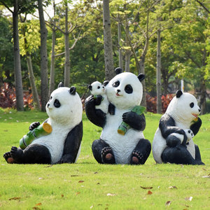 Sculpture d'animal réaliste en fibre de verre, écologique, en forme de panda, pour la décoration paysagère des parcs et des zones scéniques - Product Image 3