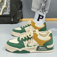 Nouvelles chaussures décontractées pour hommes, style streetwear, légères, à lacets, colorées, pour la marche quotidienne, le skate et les activités de plein air.