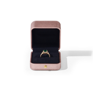 Caja de Anillo Cuadrada Rosa de Microfibra Personalizada de Fábrica FANXI, Caja de Joyería de Cuero PU con Ángulo Recto - Product Image 1