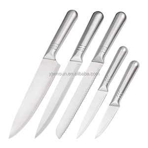 Vendita calda di <span class=keywords><strong>base</strong></span> 5 pezzi in acciaio inox <span class=keywords><strong>cucina</strong></span> multiuso Set dritto manico cavo per tutte le esigenze di <span class=keywords><strong>cucina</strong></span> buon prezzo - Product Image 1
