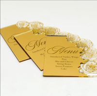 Elegante menú de boda de acrílico dorado con diseño de Rosa cortada con láser para decoración de mesa de recepción