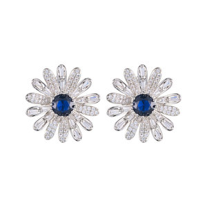 Daisy Stud Earrings Inlaid With Zircon Claw Setting 925 Silver Ear Posts Flower Design Gift Jewelry EA14651 - Product Image 5