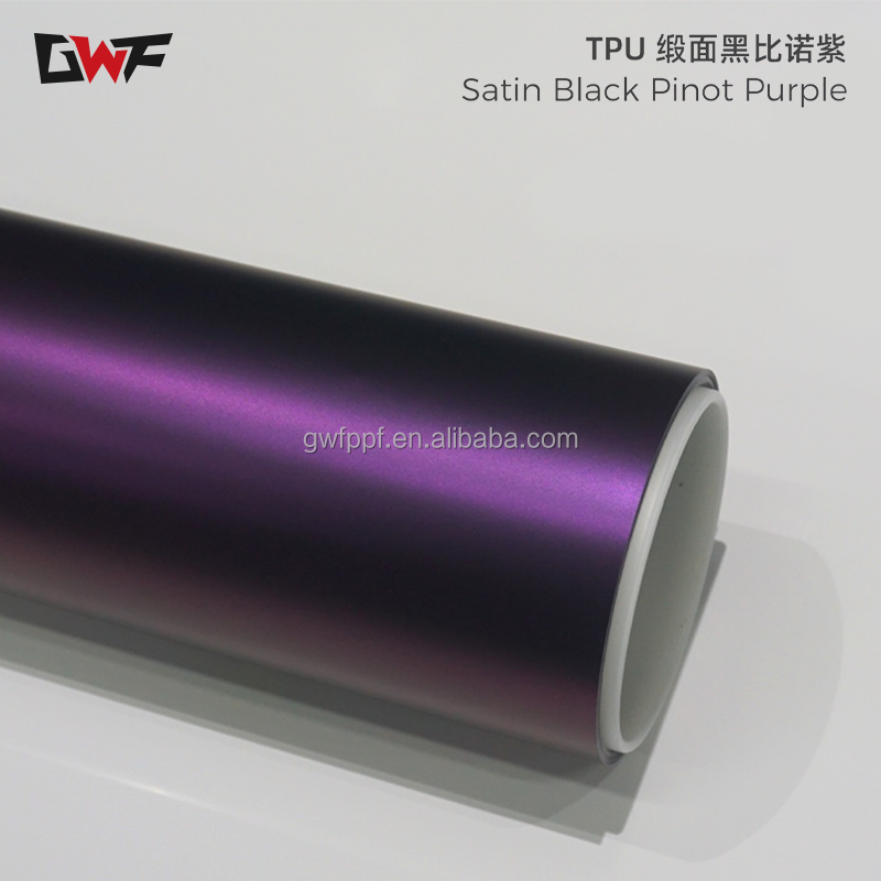 ซาตินสีดำพินอทสีม่วง