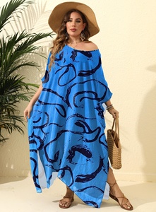 Abito lungo estivo da <span class=keywords><strong>donna</strong></span> <span class=keywords><strong>taglie</strong></span> forti, stile europeo-americano, con stampa irregolare, vestibilità ampia, senza maniche, scollo a V e spacco - Product Image 2