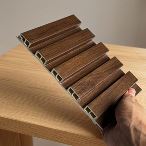 Système de mur à lattes extrudées léger et stratifié, à rayures cannelées et à motifs écossais, pour intérieur industriel moderne, marque PIMA, garantie 3 ans - Product Image 4