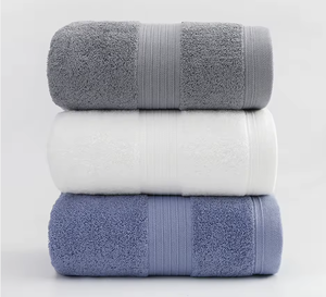 Envoltura de baño de algodón de secado rápido para adultos Toalla de spa usable de gran tamaño Grueso absorbente Ducha y envoltura de playa <span class=keywords><strong>Toallas</strong></span> de baño de algodón de lujo - Product Image 1