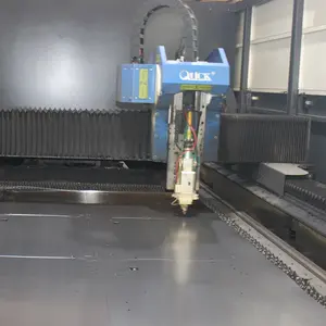 Piegatura taglio Laser saldatura servizio di elaborazione stampaggio parti fabbricazione di custodie alluminio perforato lamiera personalizzata