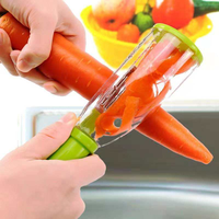 Multifunctionele roestvrijstalen handmatige groenteschiller met plastic opvangbak, fruitschiller voor wortel, aardappel, appel