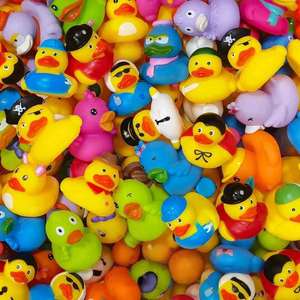 Juguete de Baño de Plástico y Goma Creativo de Halloween con Sonido de Trompeta, Forma Profesional para Jugar en el Agua, Pato Amarillo - Product Image 2