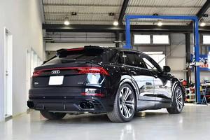 Kits de carrosserie AD <span class=keywords><strong>Q8</strong></span> <span class=keywords><strong>S</strong></span>-<span class=keywords><strong>line</strong></span> ABT pour <span class=keywords><strong>Q8</strong></span> ABT diffuseur de lèvre avant canard embouts de silencieux ailettes de lèvre arrière pour pièces automobiles <span class=keywords><strong>Q8</strong></span> - Product Image 4