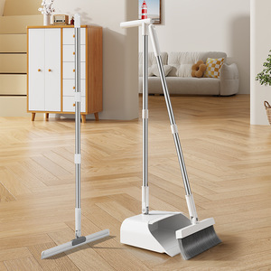 Juego de escoba y recogedor con cerdas suaves, mango de aluminio, multifuncional para la limpieza del hogar - Product Image 1