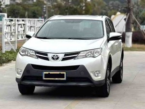 Gebrauchter 2015er RAV4 2.0L Automatik 4WD Fashion Edition Linkslenker 55923 Meilen Benzin SUV China Export - Product Image 1