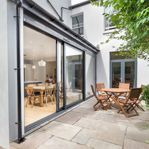 Puerta Corredera de Aluminio de Alta Resistencia para Patio, Certificada por NFRC, Puerta de Vidrio Resistente a Impactos, Entrada Frontal Moderna para Vivienda Residencial - Product Image 1