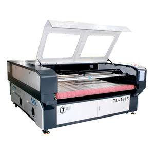 Máquina de Corte Láser CO2 Profesional 1613 con Cinta Transportadora para Corte de Prendas, Alimentación Automática, 1600*1300mm, para la Industria Textil - Product Image 2
