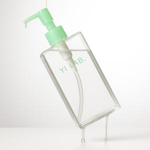 น้ำยาล้างเครื่องสำอางสูตรอ่อนโยนจากสารสกัดเซนเทลล่าและคาเมลเลีย ออยล์ สำหรับทำความสะอาดผิวหน้าอย่างล้ำลึก เหมาะสำหรับทุกสภาพผิว ใช้ได้ทุกวัน (ขายส่ง) - Product Image 2