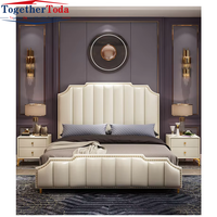Dernier modèle de lit double élégant et luxueux, léger et sophistiqué, attrayant et bien conçu pour la chambre à coucher et les meubles de maison