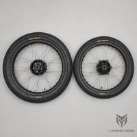 Ensemble de roues Surron Light Bee X Chrome Sumo 17 pouces avant, 17 pouces arrière, moyeu en aluminium forgé, jante Supermoto chromée, prêt pour la ville et l'urbanisme