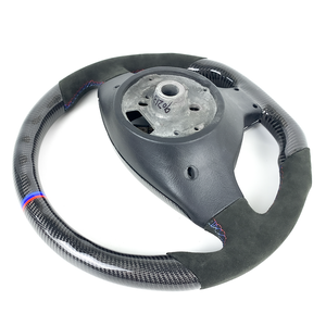 Accesorios de Interior de coche volante de fibra de carbono de cuero personalizado para <span class=keywords><strong>BMW</strong></span> M3 <span class=keywords><strong>E46</strong></span> E39 E53 <span class=keywords><strong>330</strong></span> 325 - Product Image 4