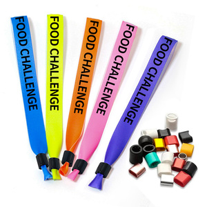 Cordon de cou réglable en polyester écologique pour smartphones avec impression sérigraphique personnalisée et pochette incluse - Product Image 6