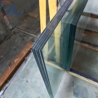 Verre trempé de forme personnalisée, taille sur mesure pour des designs architecturaux uniques