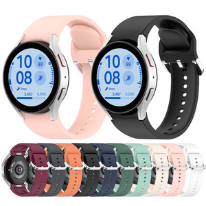 Correa para <span class=keywords><strong>Samsung</strong></span> Galaxy <span class=keywords><strong>Watch</strong></span> 7 FE 44mm 40mm 4 6 <span class=keywords><strong>5</strong></span> <span class=keywords><strong>Pro</strong></span> 45mm Pulsera de muñeca deportiva de silicona Correa Galaxy <span class=keywords><strong>Watch</strong></span> 7 Band - Product Image 4