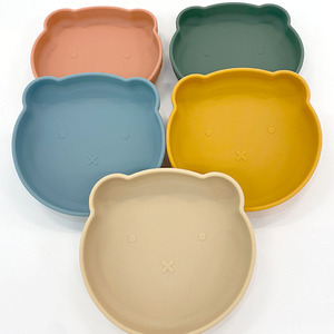 Assiettes en silicone pour bébé Vaisselle en silicone de qualité alimentaire sans Bpa Assiette de bébé en forme d'ours pour l'alimentation des enfants - Product Image 1