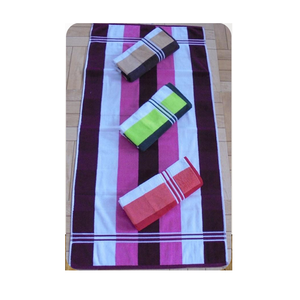 Toallas de Rizo a Rayas Enfocadas en la Comodidad, Elaboradas con 100% Algodón e Hilo Reciclado para un Secado Suave para la Piel - Product Image 1