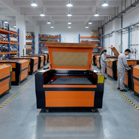 Machine de gravure et de découpe au laser CO2 Jinan 1290 pour le bois et l'acrylique