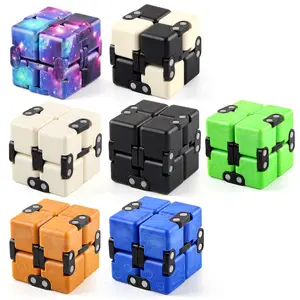 Großhandel tragbare Büro Infinite Magic Cube Falten Infinite Finger Zappeln Toy Infinity Cube Erwachsene Kinder Spielzeug Magic Cube