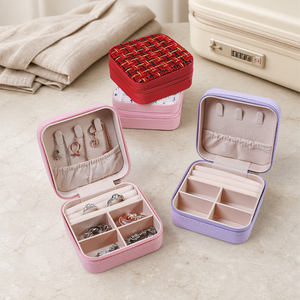 Boîte de rangement portable en PU de qualité supérieure pour bijoux, avec fermeture éclair, pour boucles d'oreilles, clous, colliers et bagues - Vente en gros fabricant - Product Image 4