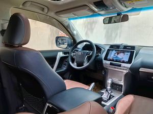Toyota Prado d'occasion 2019 3.5L TX-L Édition Premium SUV - Volant à gauche Automatique Roue de secours arrière <span class=keywords><strong>7</strong></span> <span class=keywords><strong>places</strong></span> Excellent état Véhicule d'occasion - Product Image 3