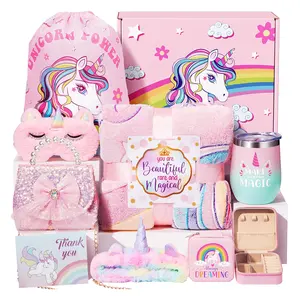 2024 yılında yeni ürün pembe unicorn iyi olsun yakında hediyeler kutu setleri kadın çocuklar için battaniye ile 8 adet toptan öz bakım hediye seti