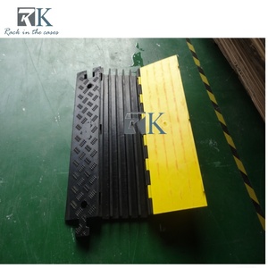 Rampe de protection de câbles en caoutchouc pour extérieur, longue durée de vie, antidérapante, vente en gros - Product Image 2