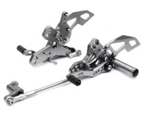 Juego de piezas traseras de aleación de aluminio CNC para motocicleta <span class=keywords><strong>HONDA</strong></span>, SET de reposapiés para <span class=keywords><strong>HONDA</strong></span> CBR650R, <span class=keywords><strong>CB</strong></span> 650R, <span class=keywords><strong>2022</strong></span>, 2021, 2020, 2019, 2018, 2017, de alta calidad - Product Image 4