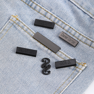 Tùy Chỉnh Khắc Kim Loại Nhãn Kim Loại Clip Đuôi Vải Kim Loại Clip Đuôi May Clip Răng Cho Quần Áo - Product Image 5