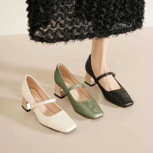 Chaussures Mary Jane à talon épais et bout carré en faux daim, à enfiler, pour femme, tendance mode toutes saisons - Product Image 1