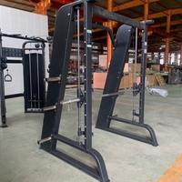 Équipement multifonctionnel de musculation pour la gym : Power Rack et Machine Smith multifonctionnelle