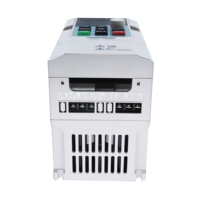 Nouvel onduleur de fréquence monophasé 220V 1,5kW 50/60Hz IP20 certifié CE pour ligne d'assemblage