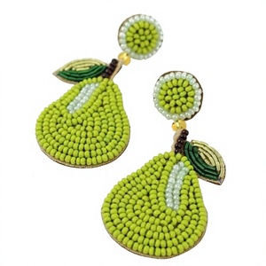 Boucles d'oreilles pendantes en perles vertes de haute qualité, design bohème élégant, bijoux de fête pour femmes, boucles d'oreilles tendance - Product Image 1