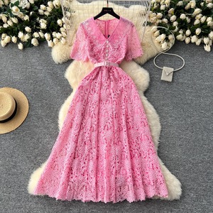 Robe élégante en dentelle ajourée style vintage pour femme, vente en gros du fabricant - Product Image 1