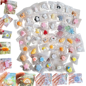 <span class=keywords><strong>Jeu</strong></span> de société micro-squishy en gros, jouet à presser mignon effet slime, figurines miniatures d'aliments et d'animaux, cadeau pour diffusion en direct - Product Image 3