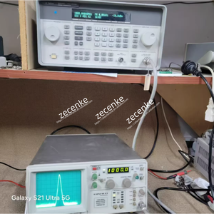 Analyseur de spectre HAMEG HM-5010 1000mhz 0.15MHz-1050MHz d'occasion - Product Image 4