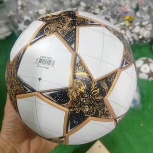 ลูกฟุตบอลคุณภาพสูง หนัง PU เย็บติดด้วยความร้อน สำหรับทีมชาติ ระดับมืออาชีพ ขนาด 5  โลโก้สั่งทำได้ ทนทาน เป็นมิตรกับสิ่งแวดล้อม - Product Image 3