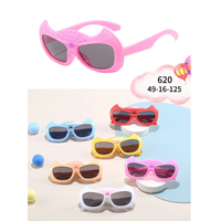 Lunettes de soleil pour enfants en forme de cœur avec logo personnalisé pour filles Lunettes de soleil pour enfants en forme de cœur rose tendance