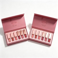Boîte cosmétique magnétique haut de gamme à couvercle rabattable pour rouge à lèvres et brillant à lèvres avec insert imprimé personnalisé