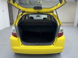 ฮอนด้า ฟิต ปี 2010-2016 รุ่นซีดาน 1.3 ลิตร รุ่นคอมฟอร์ท พวงมาลัยซ้าย เกียร์ออโต้ สีดำ น้ำมันเบนซิน ล้อแม็ก R15 เบาะผ้า ราคาประหยัด - Product Image 5